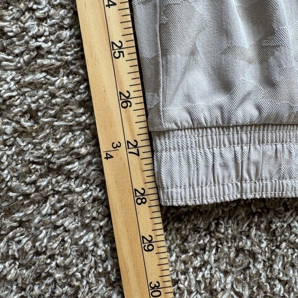 Athleta Brooklyn Textured Jogger Camo - Picture 14 of 14